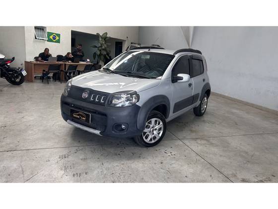 FIAT UNO 1.0 EVO WAY 8V FLEX 4P MANUAL FIAT UNO 1.0 EVO WAY 8V FLEX 4P MANUAL